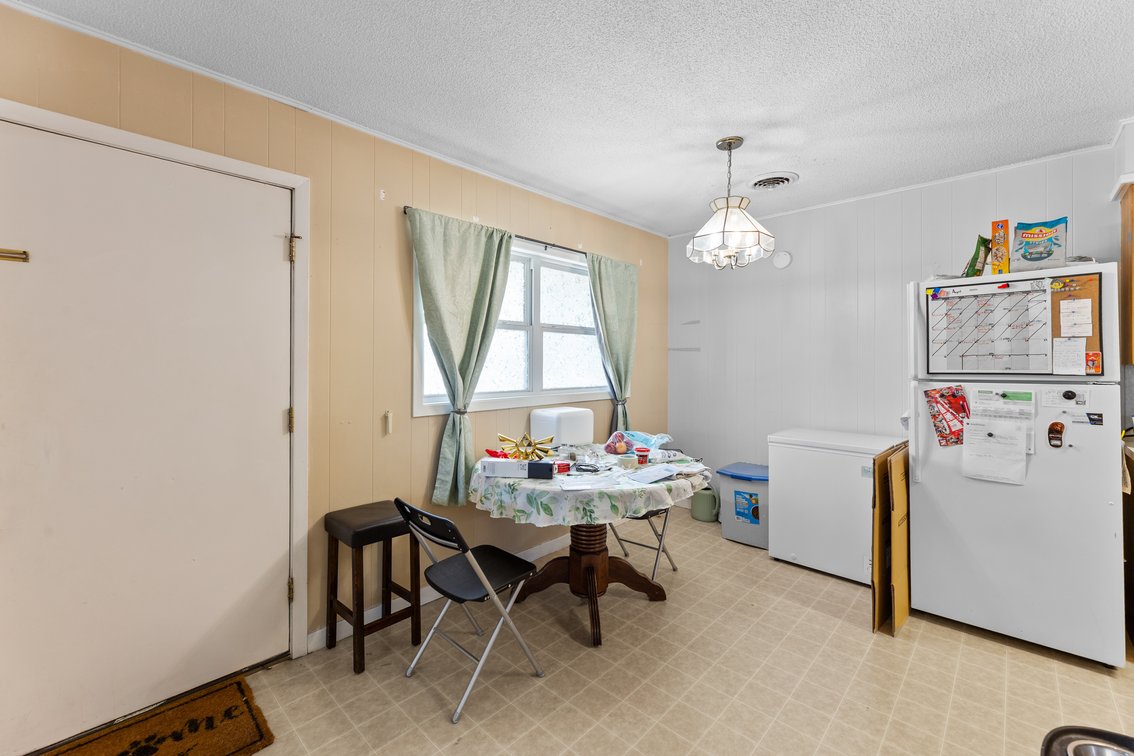 Image for 806 S. Edwards Ave, Moundridge