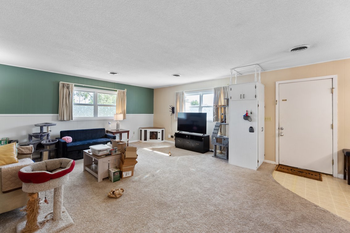 Image for 806 S. Edwards Ave, Moundridge