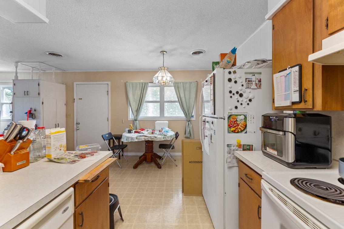 Image for 806 S. Edwards Ave, Moundridge