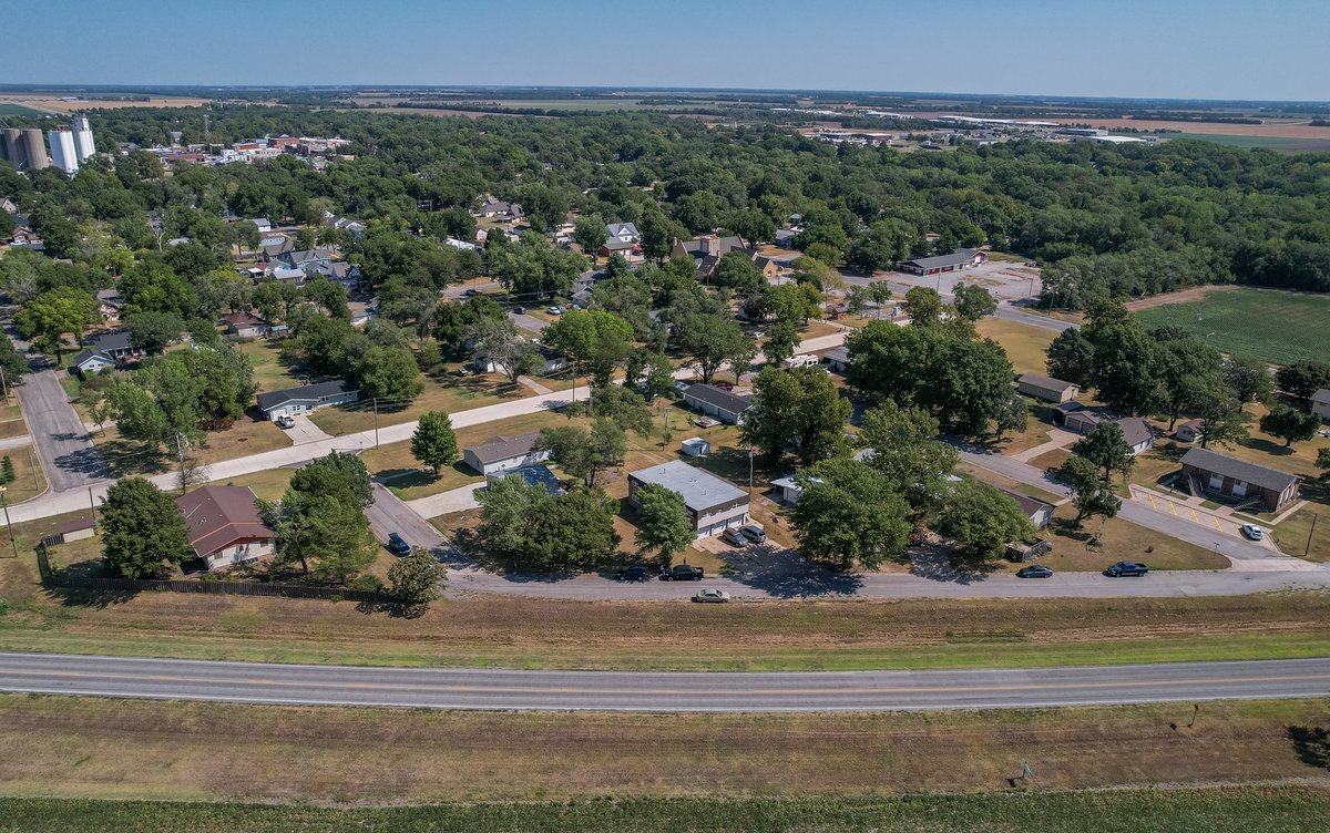 Image for 806 S. Edwards Ave, Moundridge