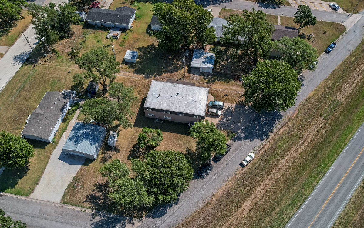 Image for 806 S. Edwards Ave, Moundridge