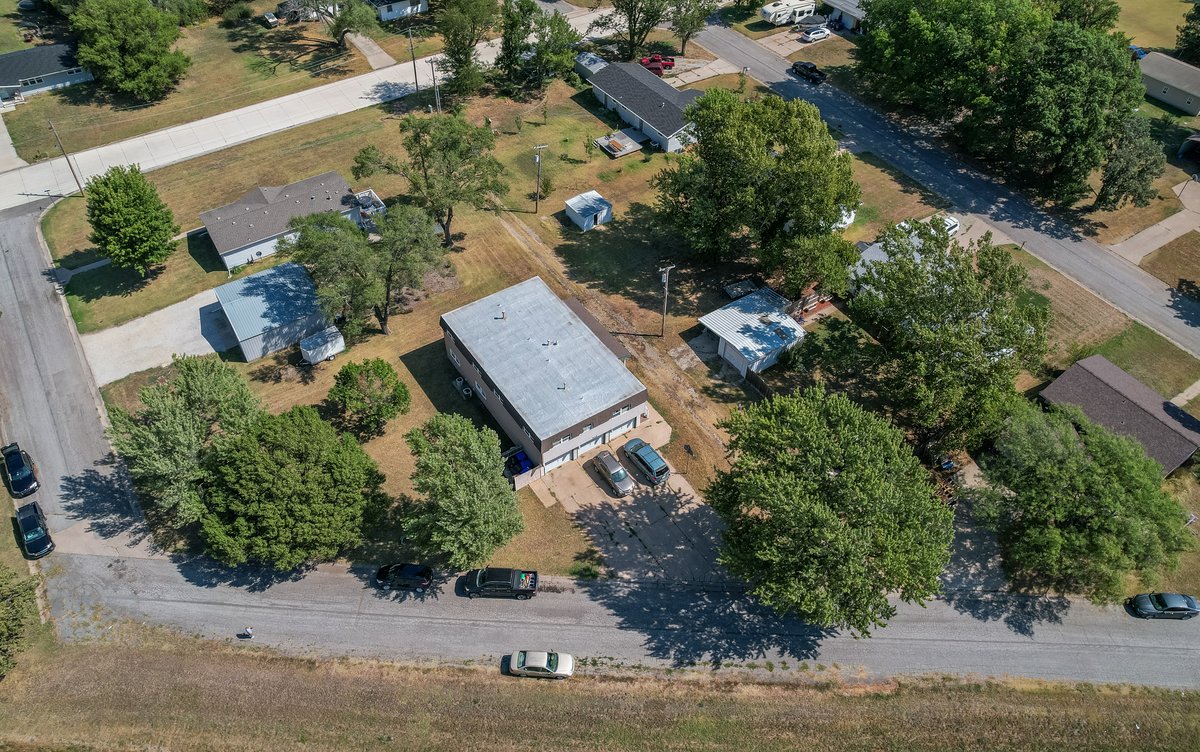 Image for 806 S. Edwards Ave, Moundridge
