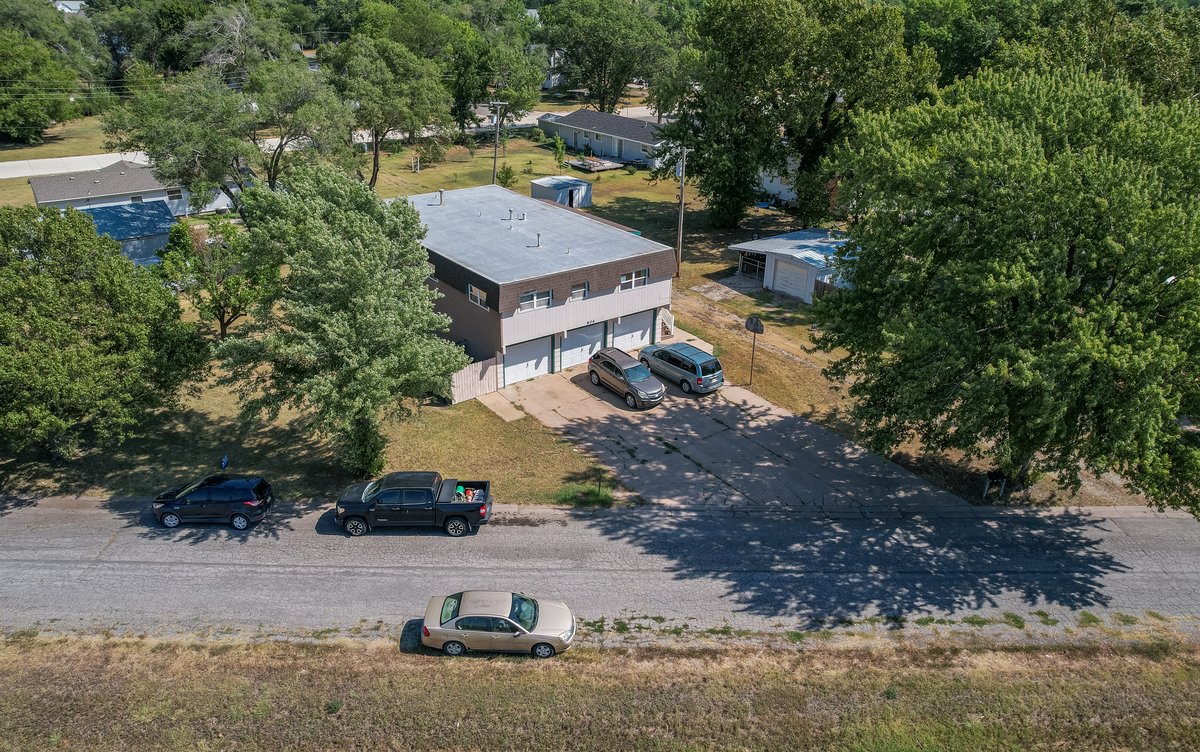 Image for 806 S. Edwards Ave, Moundridge