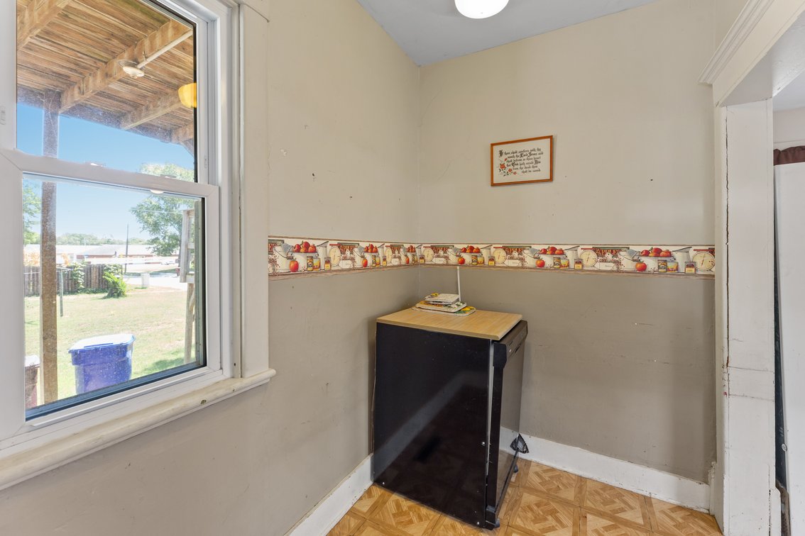 Image for 825 S. Ash Street