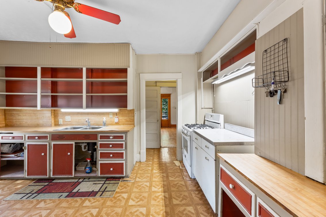 Image for 825 S. Ash Street