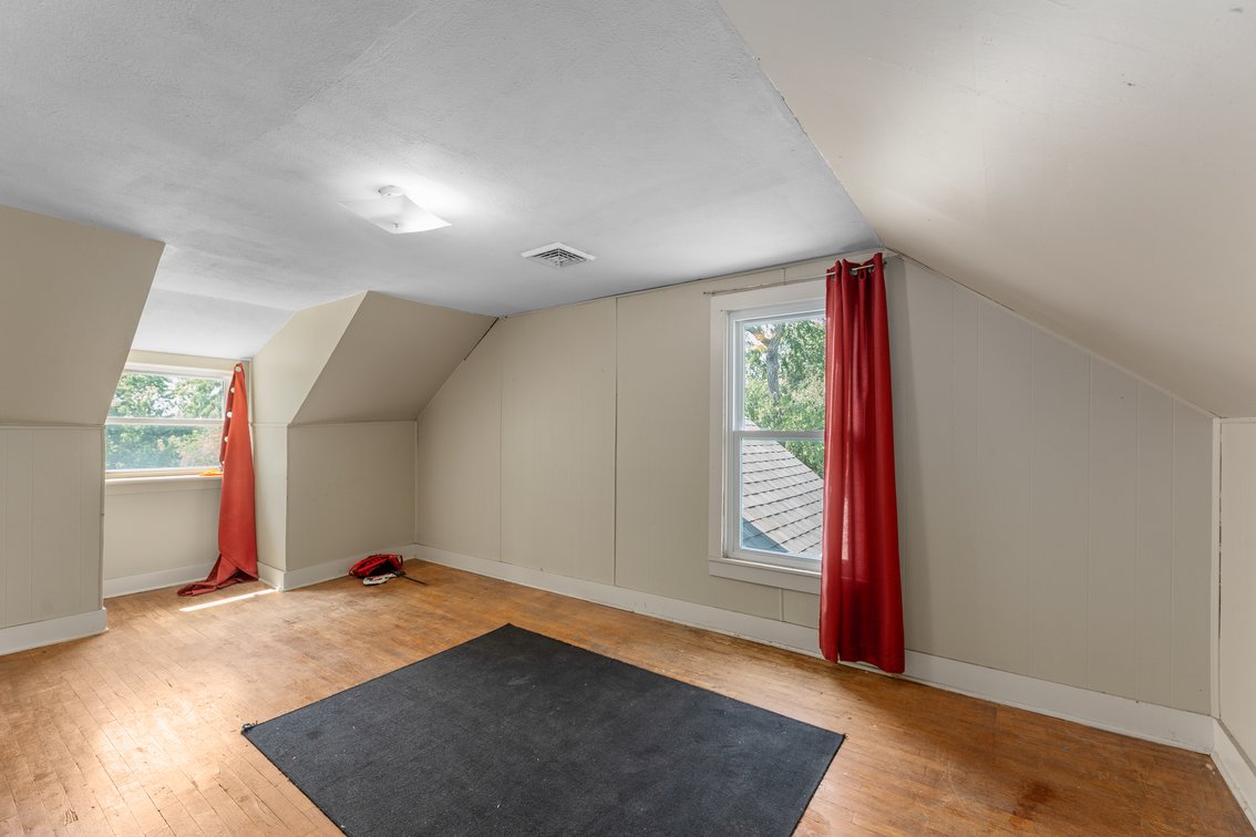 Image for 825 S. Ash Street