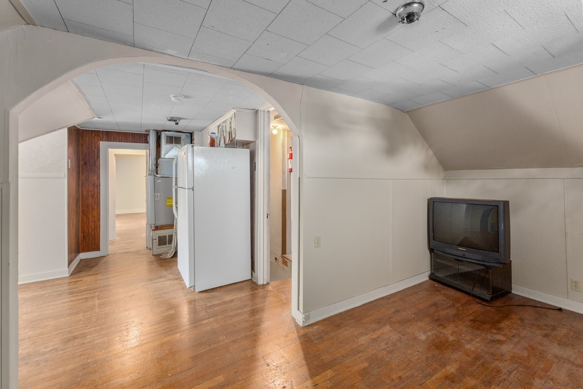 Image for 825 S. Ash Street