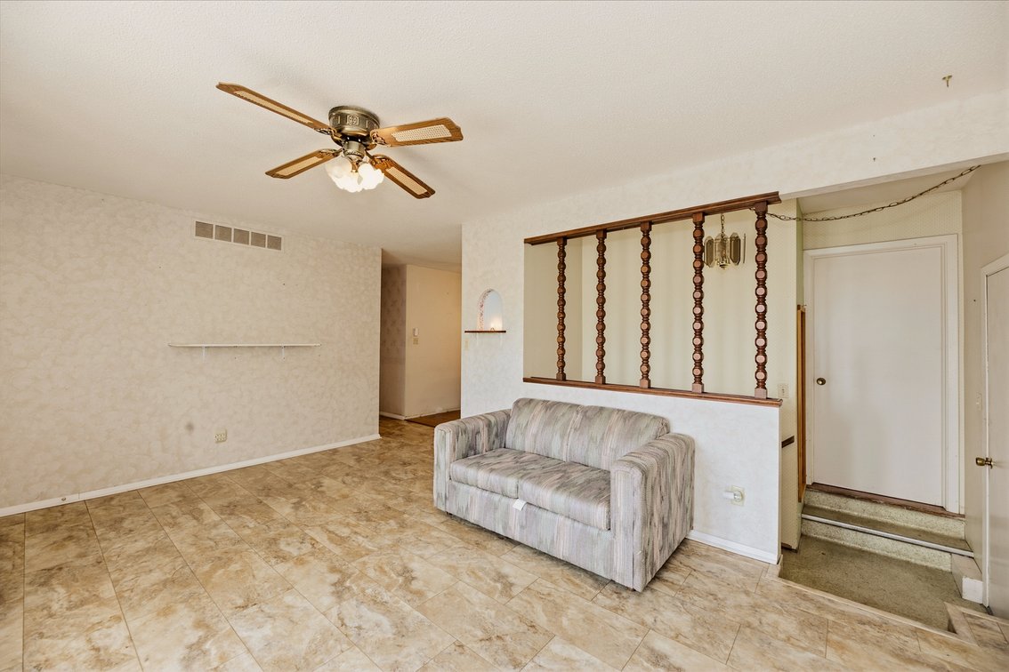 Image for 1711 James Street, Hutchinson