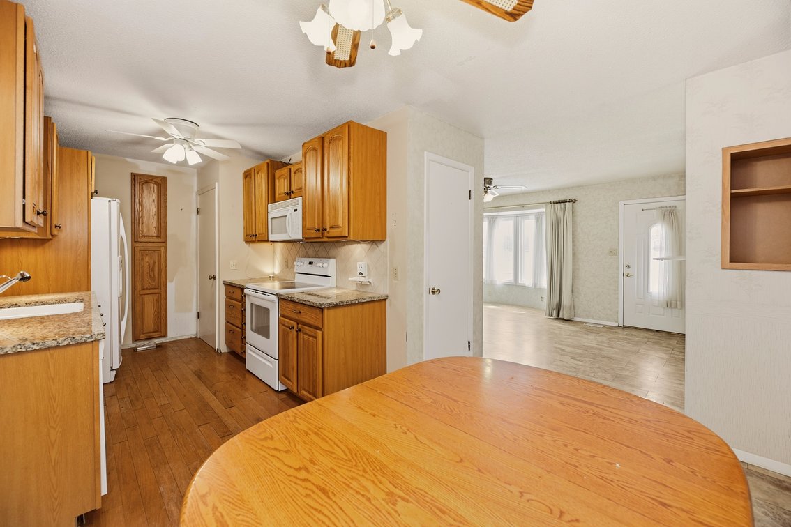 Image for 1711 James Street, Hutchinson
