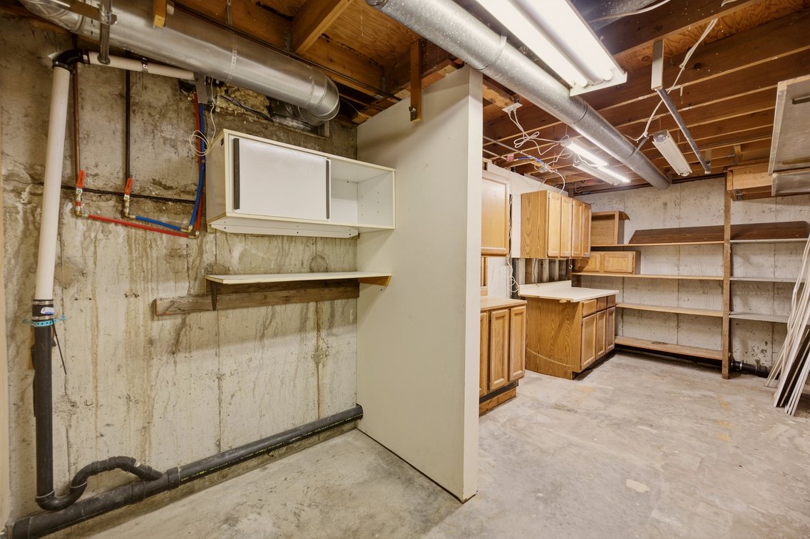 Image for 1711 James Street, Hutchinson