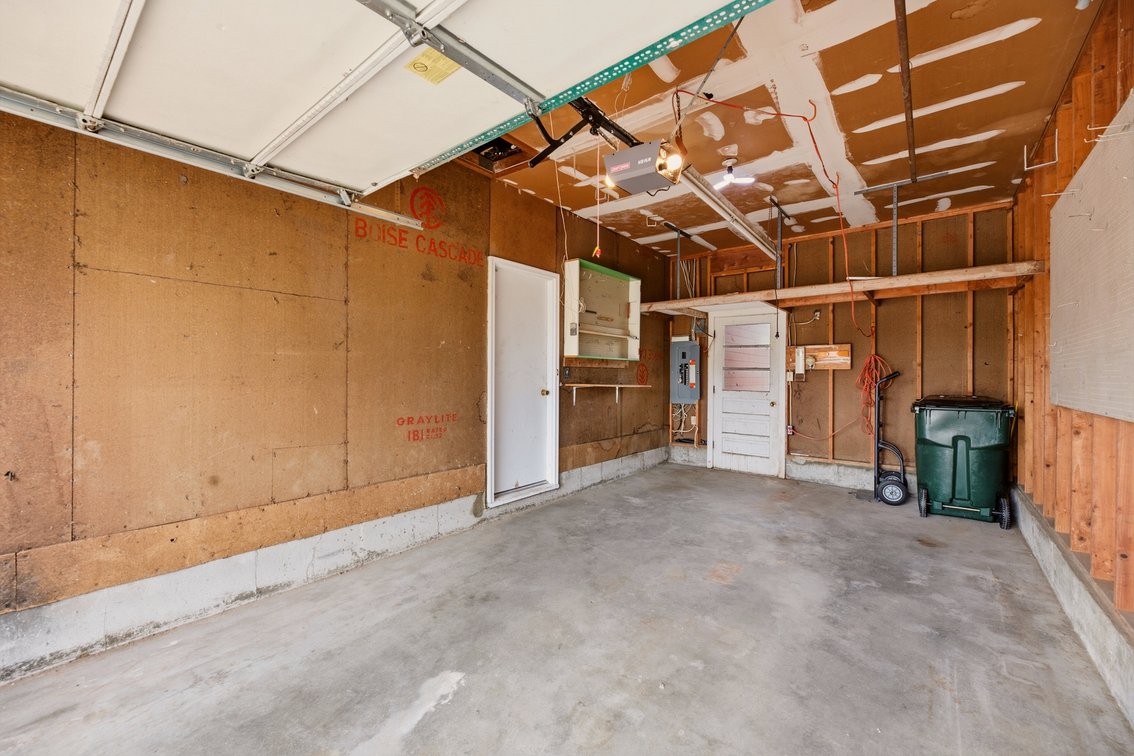 Image for 1711 James Street, Hutchinson