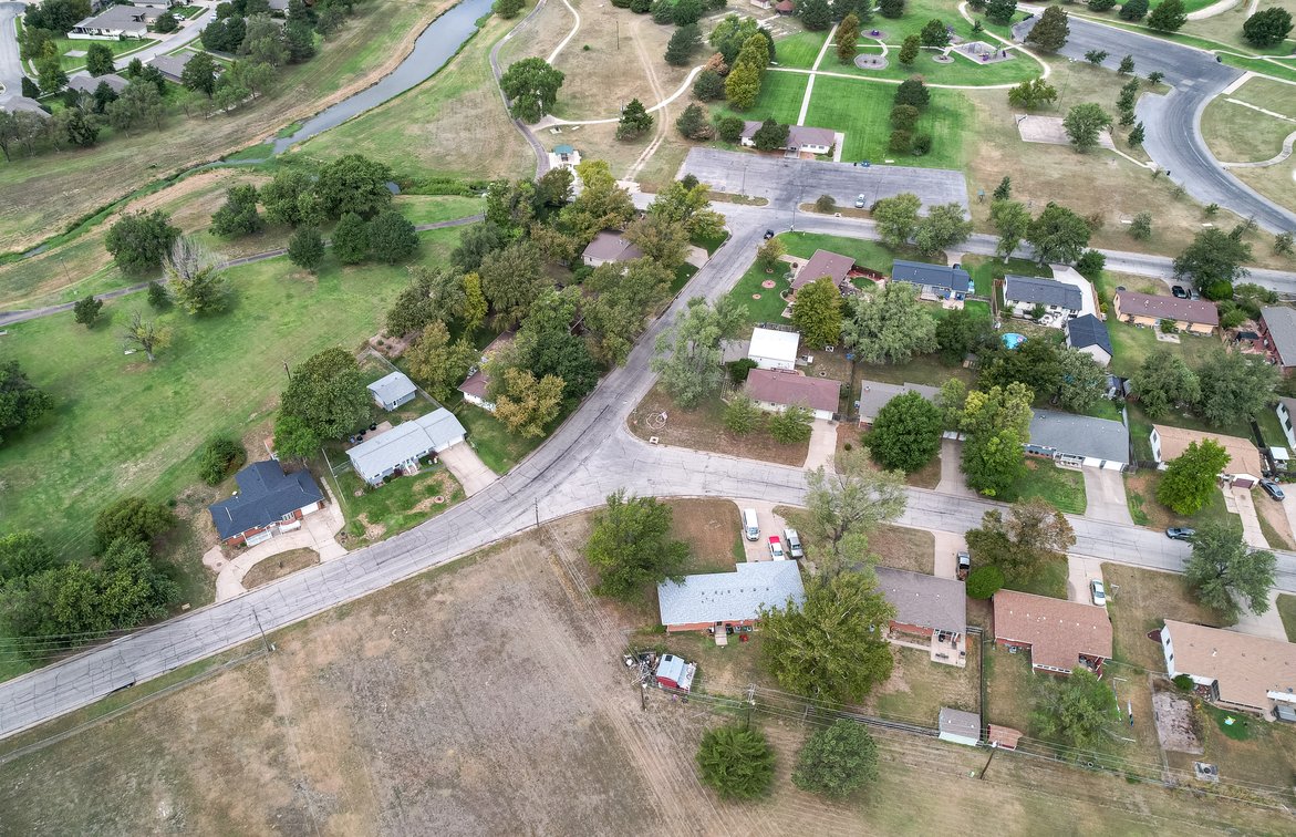 Image for 1711 James Street, Hutchinson