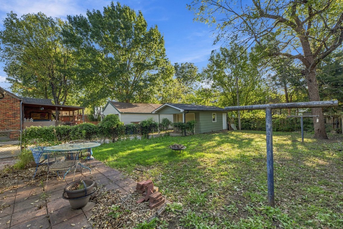 Image for 1428 N Woodrow