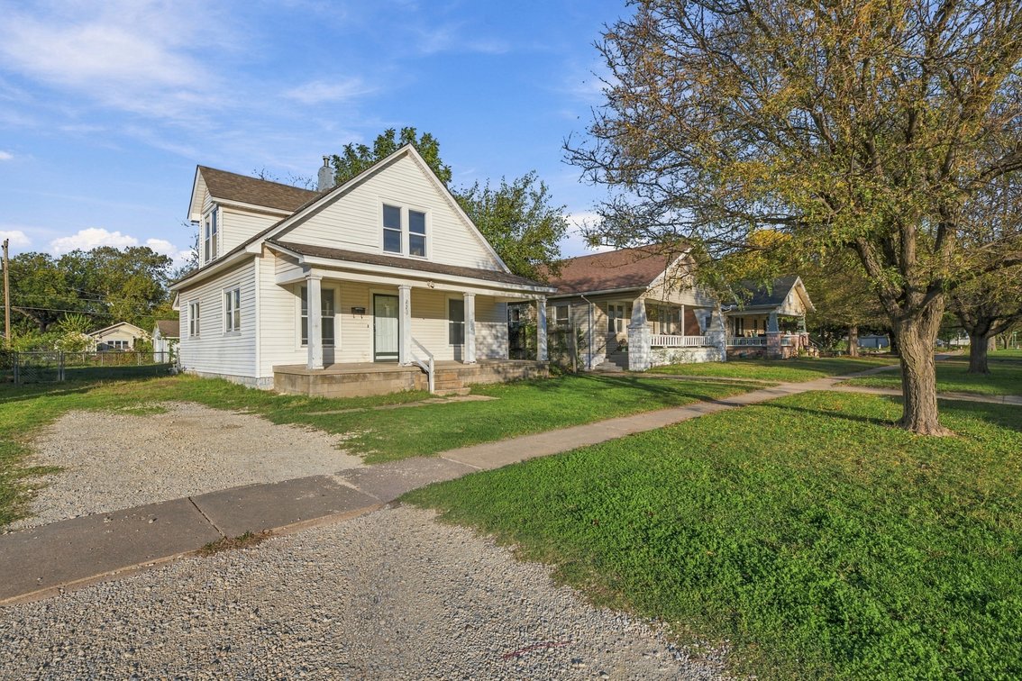 Image for 223 N Athenian Ave