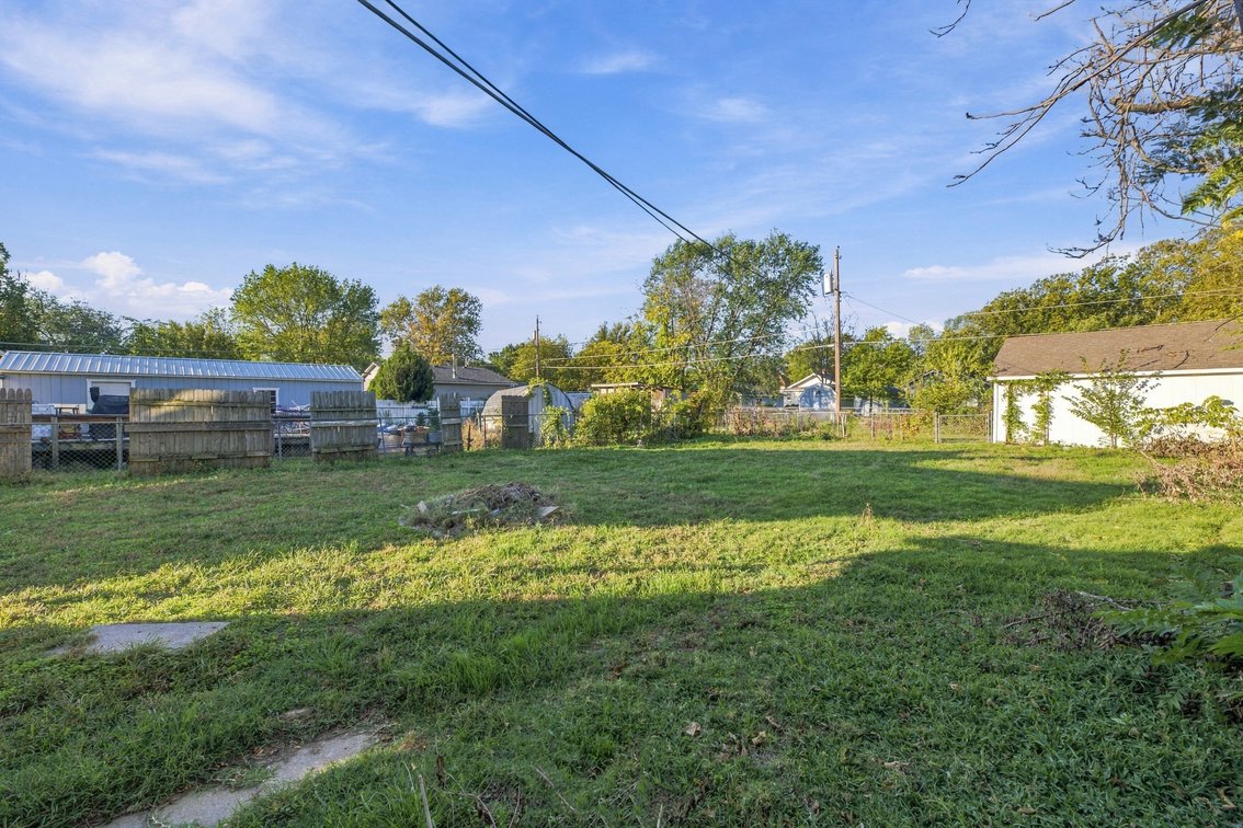 Image for 223 N Athenian Ave