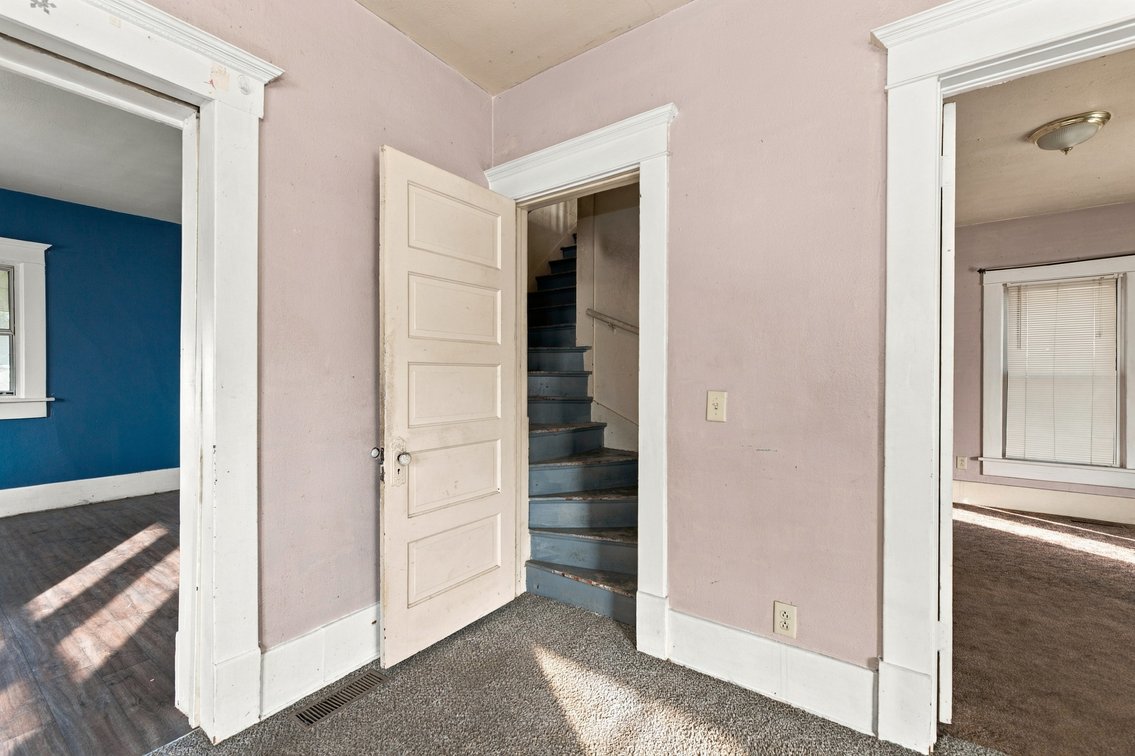 Image for 223 N Athenian Ave