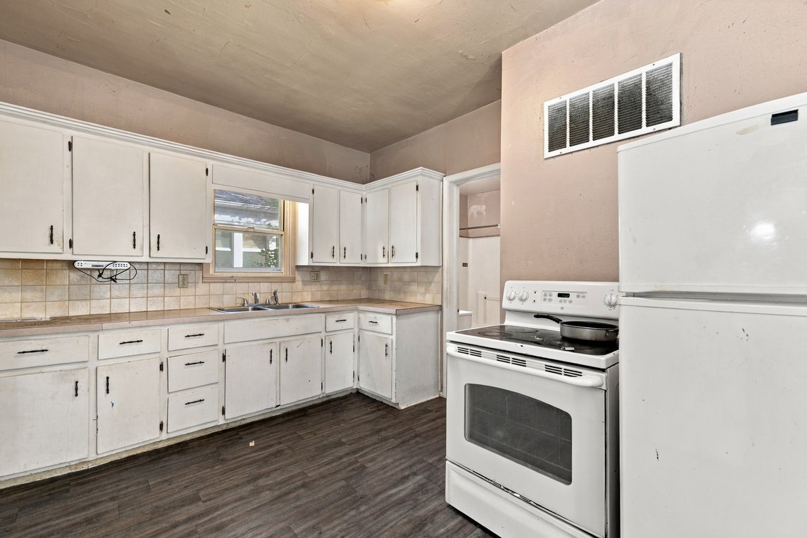 Image for 223 N Athenian Ave