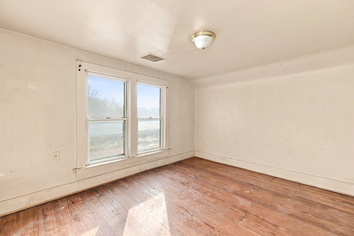 Image for 223 N Athenian Ave