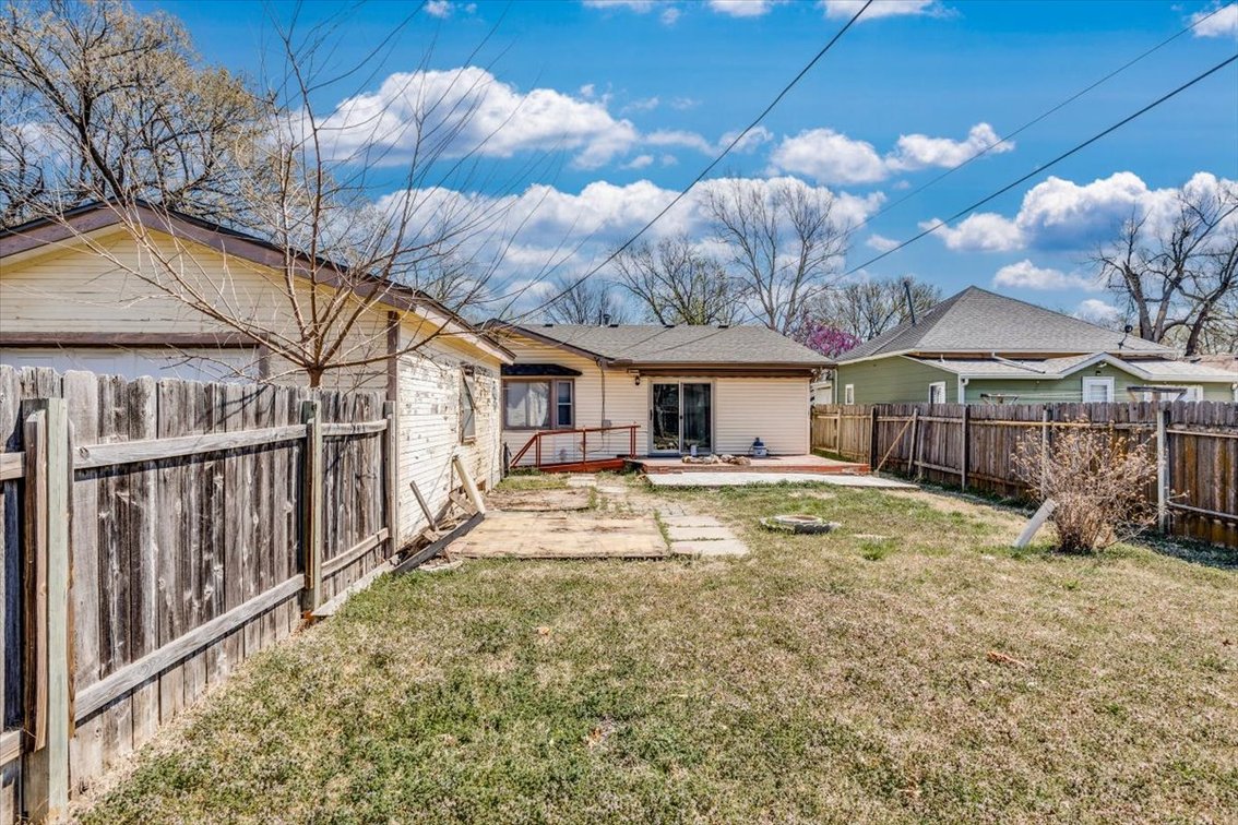 Image for 311 N Burns Ave