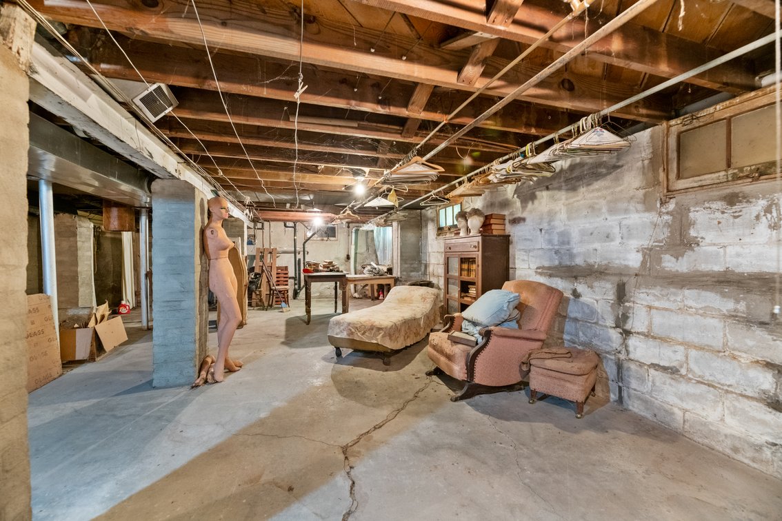 Image for 344 N Green Street