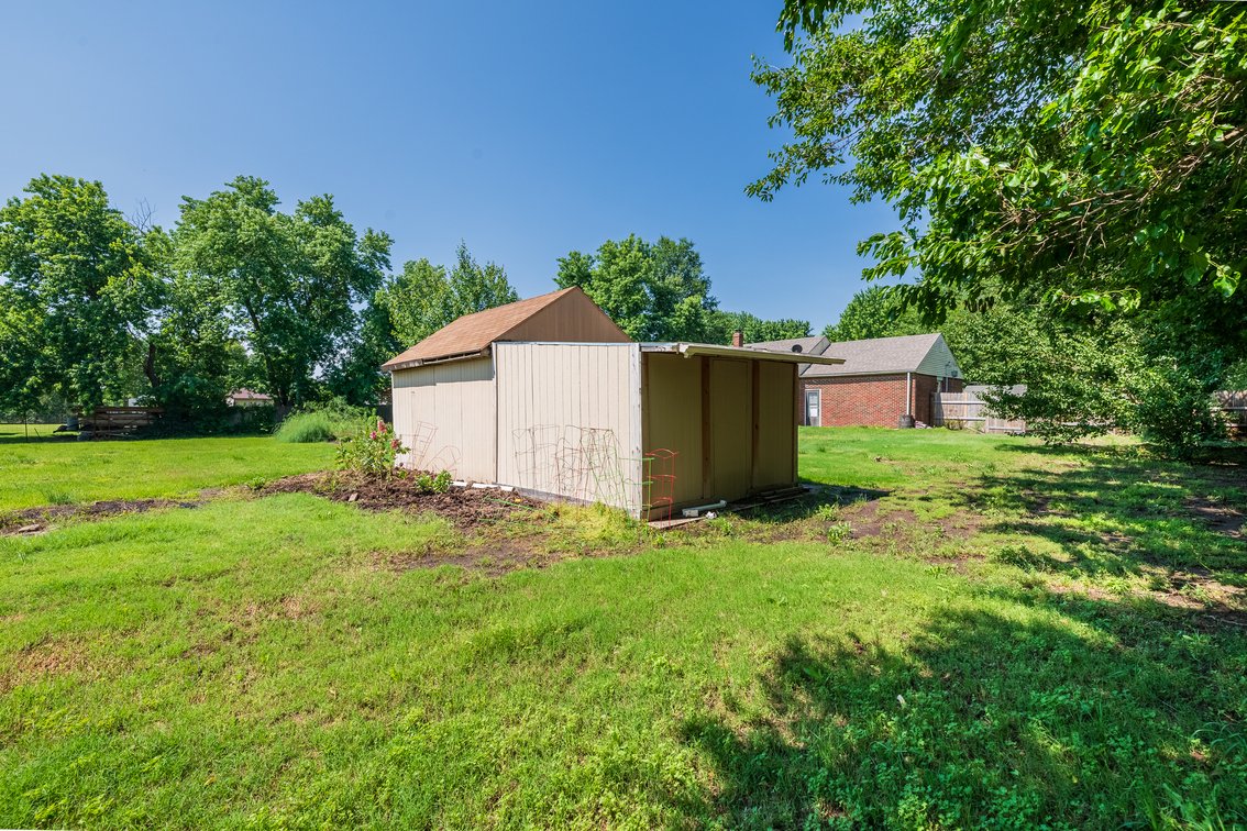 Image for 128 N Evergreen Ln