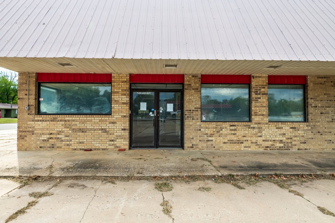 Image for 308 W Main Street, Oxford