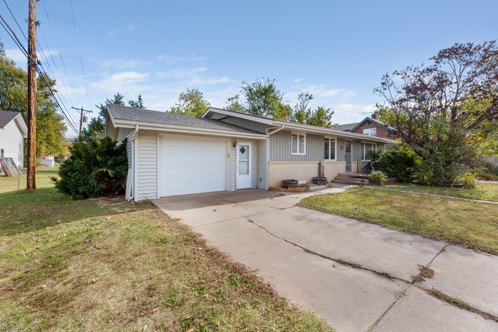Image for 122 S Maple Street, Pretty Prairie