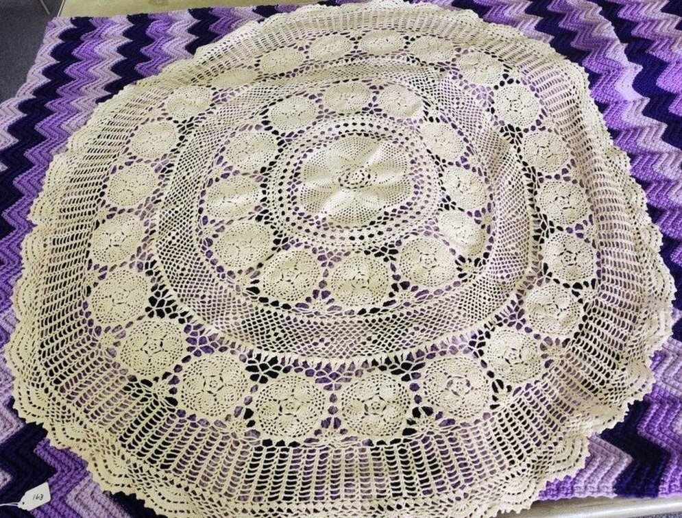 Image for Byron & Deloris Schwier #5 Collections Online Auction