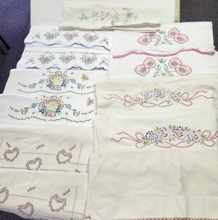 Image for Byron & Deloris Schwier Collections #7 Online Auction