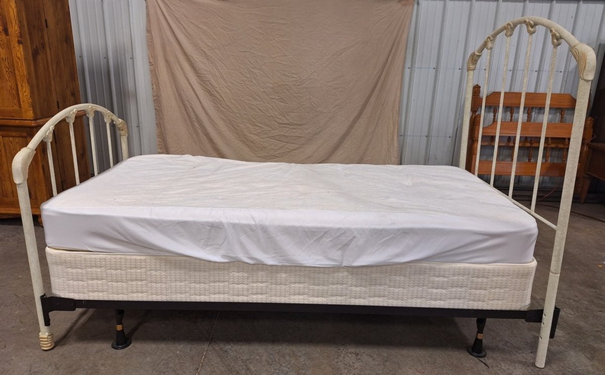 Image for December Multi Consignor Online Auction