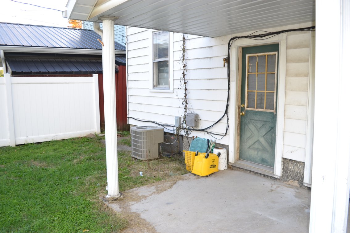 Image for 2106-2108 Vermont Ave, Connersville Real Estate Auction