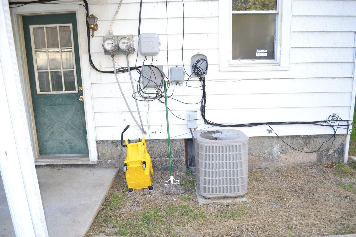 Image for 2106-2108 Vermont Ave, Connersville Real Estate Auction