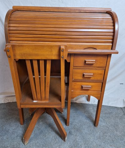 Milroy Family Downsizing & Multi Consignor Online Auction