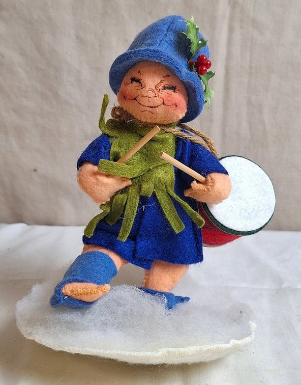 Image for Milroy Family Downsizing & Multi Consignor Online Auction