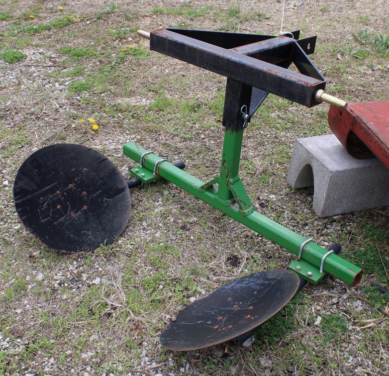 Image for 2nd Annual Steinke Tractor Spring Consignment