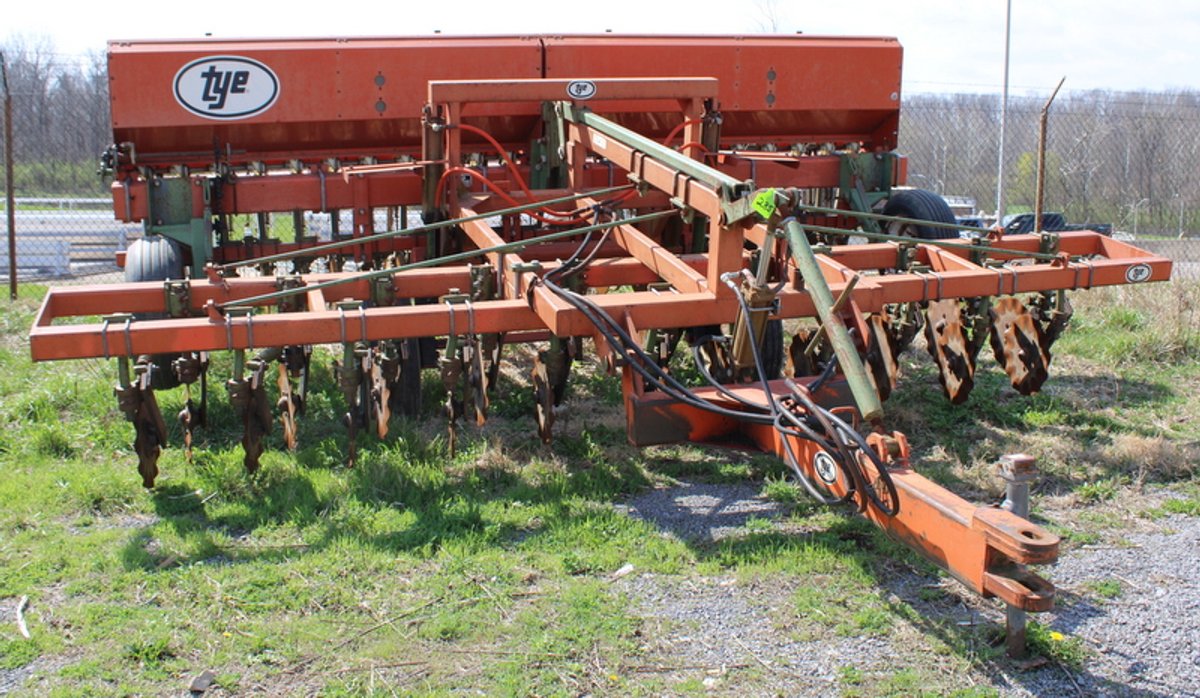 Image for 2nd Annual Steinke Tractor Spring Consignment