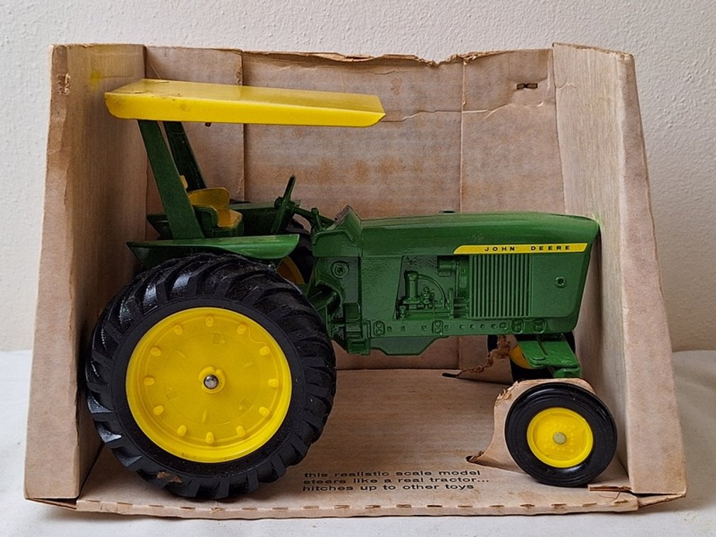Image for New Salem Family Downsizing Online Auction # 4