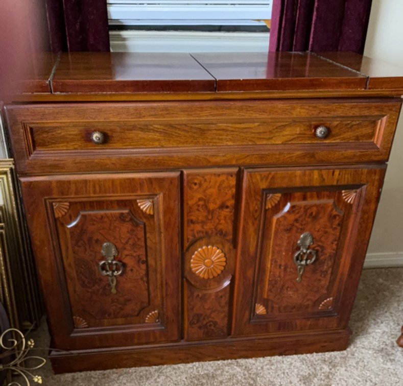 Image for Connie Knecht Estate Online Auction #3  Online Only Auction