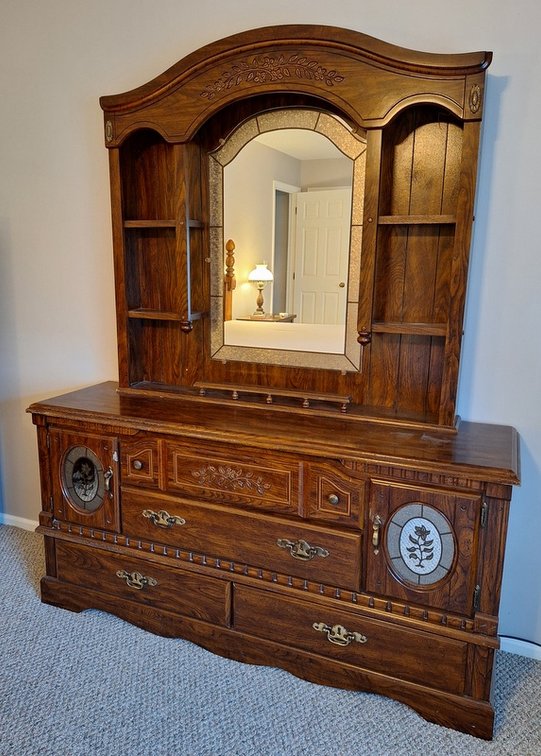 Image for John Hoy Estate Online Auction