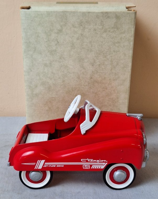 Image for Toy Tractors, Hallmark, Die-Cast Collectibles Online Auction