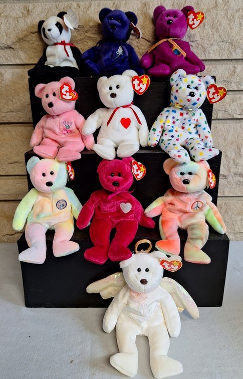 Image for Rushville Family Downsizing Online Auction