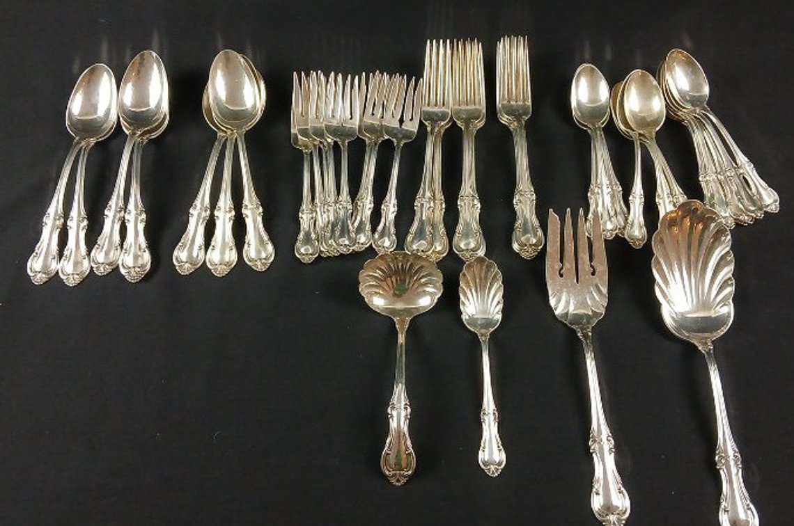 Image for Beverly Long Estate Online Auction #3