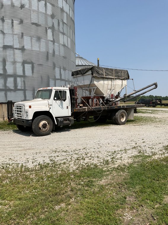 Image for Jim & Mary Sue Riggs Farming Retirement Auction