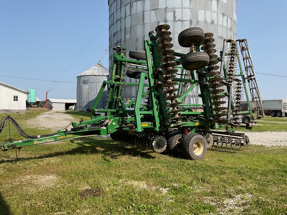 Image for Jim & Mary Sue Riggs Farming Retirement Auction
