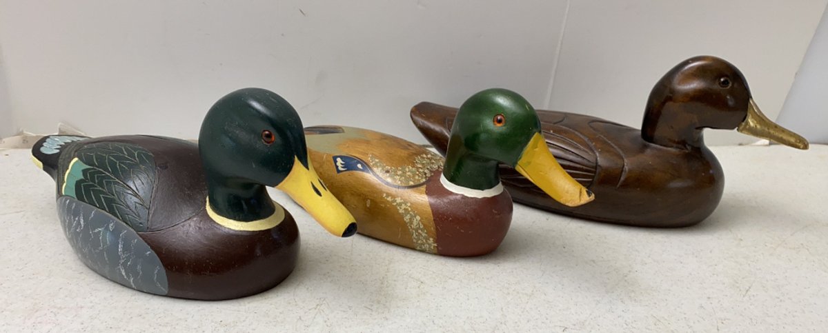 Image for Amos & Arlene Strait Downsizing Online Auction