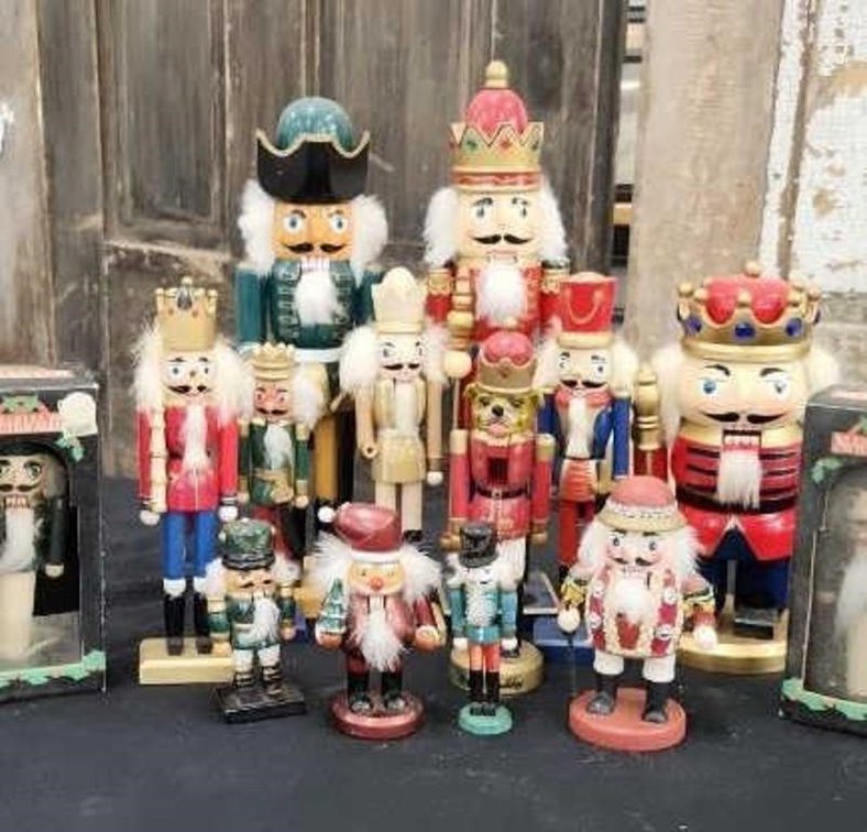 Image for Margaret Miller Online Auction