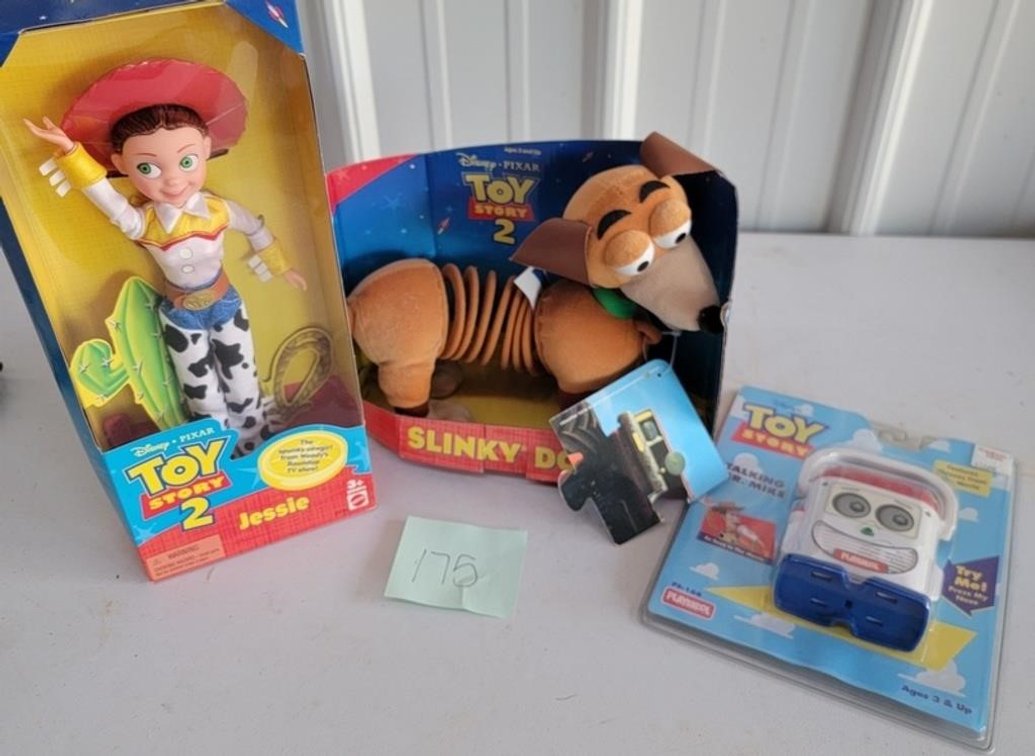 Image for Mueller Downsizing Online Auction