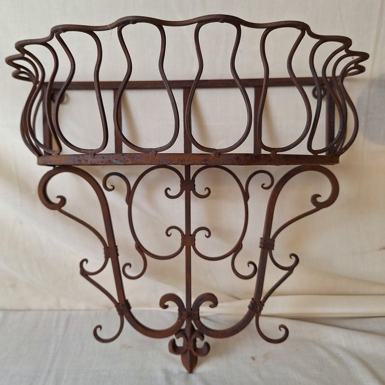 Image for Multi-Consignor September Online Auction