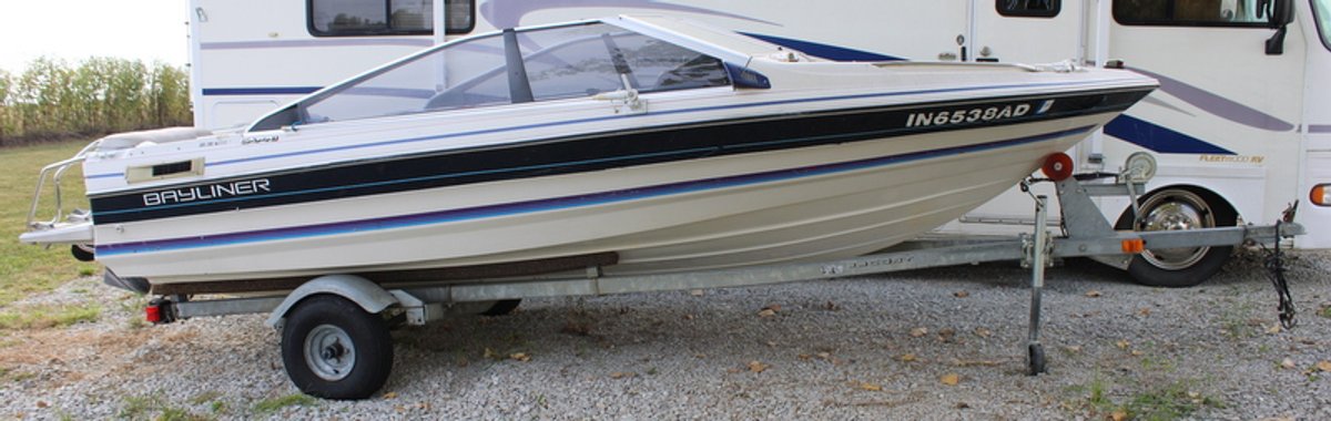 Image for Peterbilt Semi Tractor, Bayliner Boat Online Auction