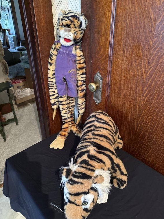 Image for Marjorie Black Estate Online Auction #3